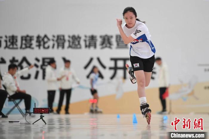 多国代表队汇聚宁河全民轮滑节落幕，体育与消