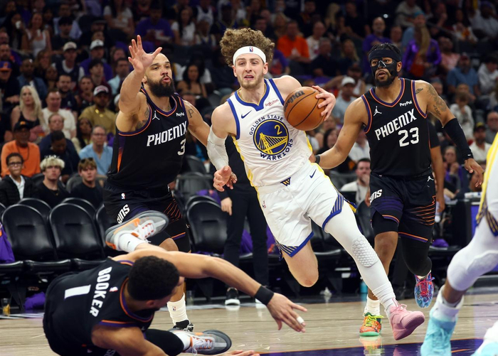 勇士附加赛遭太阳击溃 失误防不住格林成败因