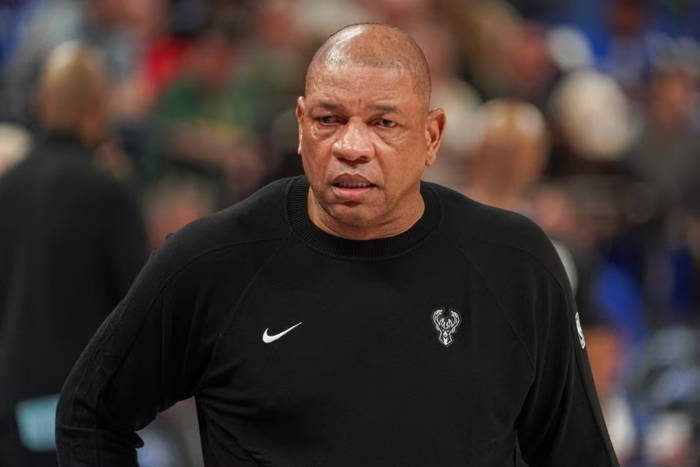 雄鹿队核心球员赛季报销 字母哥复出背后利益纠