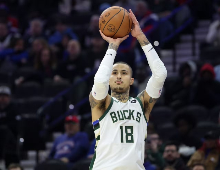 雄鹿队核心球员赛季报销 字母哥复出背后利益纠